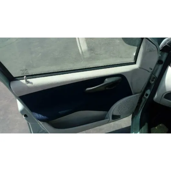 FIAT PUNTO BERLINA (188) '2004 1.2 8V ACTIVE GRIS VERDOSO