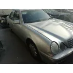 MERCEDES-BENZ CLASE E (W210) BERLINA DIESEL MERCEDES CLASE E (W210) BERLINA DIESEL '2001 320 CDI (210.026) GRIS 1999