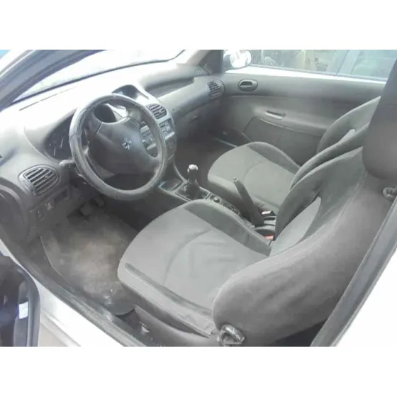 PEUGEOT 206 BERLINA '2006 XS-LINE BLANCO