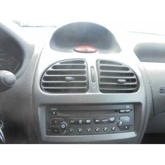 PEUGEOT 206 BERLINA '2006 XS-LINE BLANCO