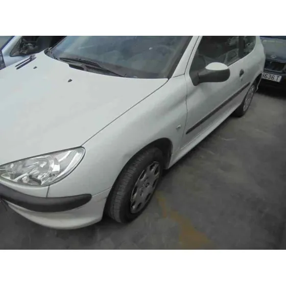 PEUGEOT 206 BERLINA '2006 XS-LINE BLANCO