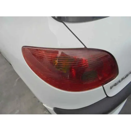 PEUGEOT 206 BERLINA '2006 XS-LINE BLANCO