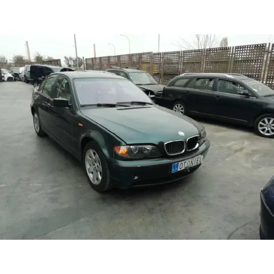 BMW SERIE 3 BERLINA (E46) '2003 320D VERDE