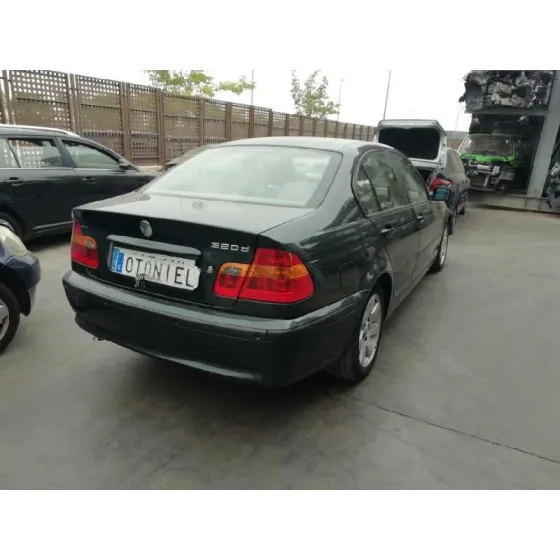 BMW SERIE 3 BERLINA (E46) '2003 320D VERDE