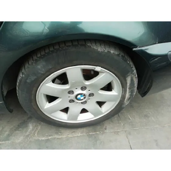 BMW SERIE 3 BERLINA (E46) '2003 320D VERDE
