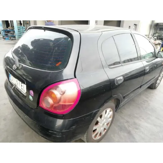 NISSAN ALMERA (N16/E) '2004 1.8 16V CAT NEGRO