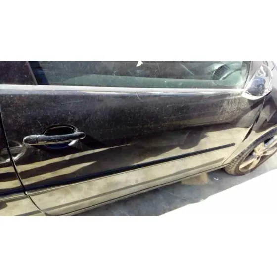 VOLKSWAGEN GOLF V BERLINA (1K1) '2008 1.9 TDI NEGRO