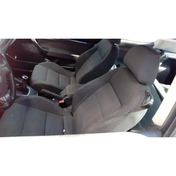 VOLKSWAGEN GOLF V BERLINA (1K1) '2008 1.9 TDI NEGRO