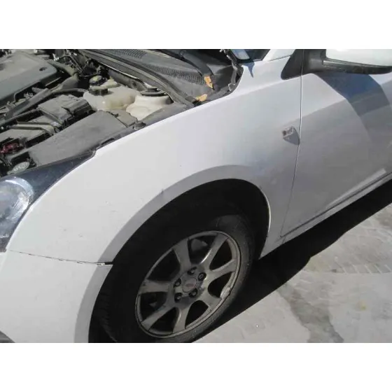 CHEVROLET CRUZE '2010 LS BLANCO