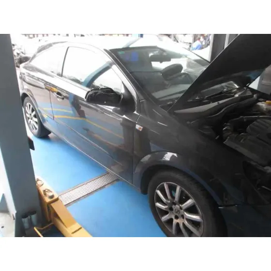 OPEL ASTRA GTC '2005 COSMO NEGRO