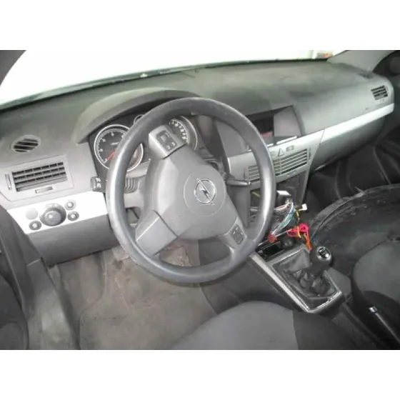 OPEL ASTRA GTC '2005 COSMO NEGRO