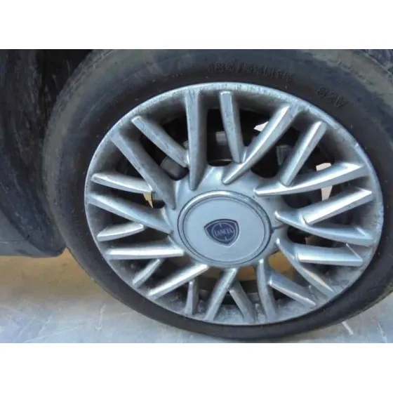LANCIA YPSILON (402) '2013 GOLD NEGRO