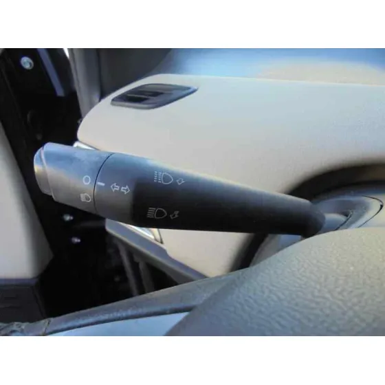 LANCIA YPSILON (402) '2013 GOLD NEGRO