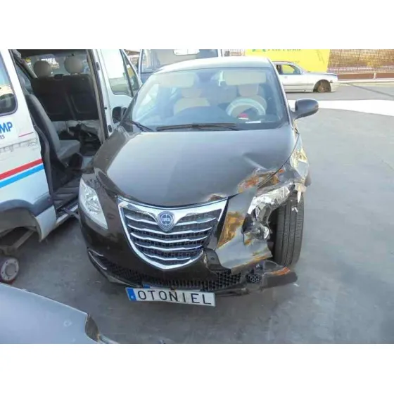 LANCIA YPSILON (402) '2013 GOLD NEGRO