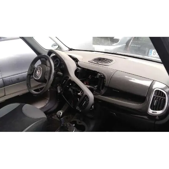 FIAT 500 L (330) '2014 BASIC NEGRO