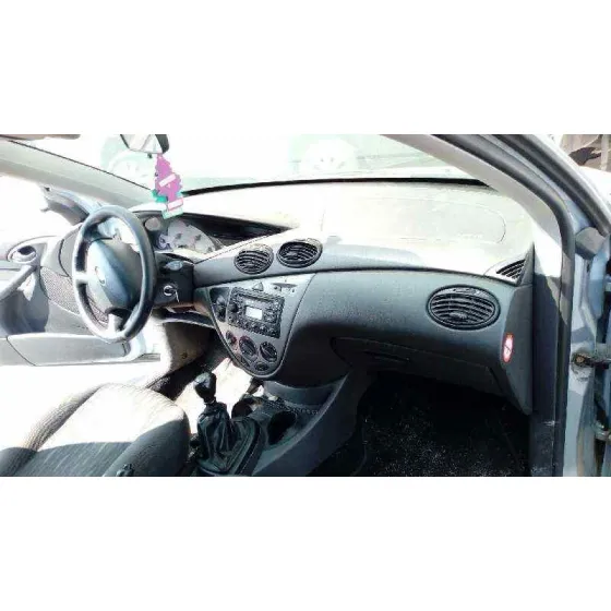 FORD FOCUS BERLINA (CAK) '2004 AMBIENTE AZUL