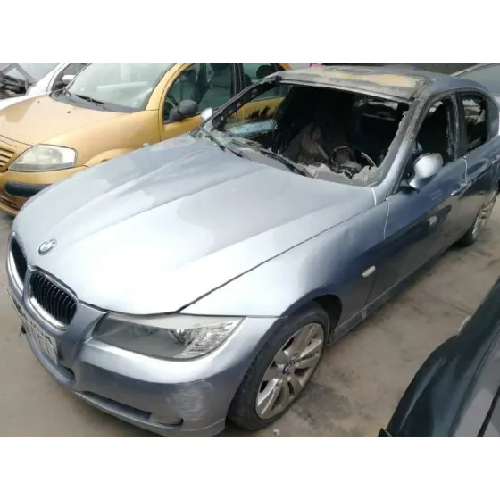 BMW SERIE 3 BERLINA (E90) '2010 325D GRIS