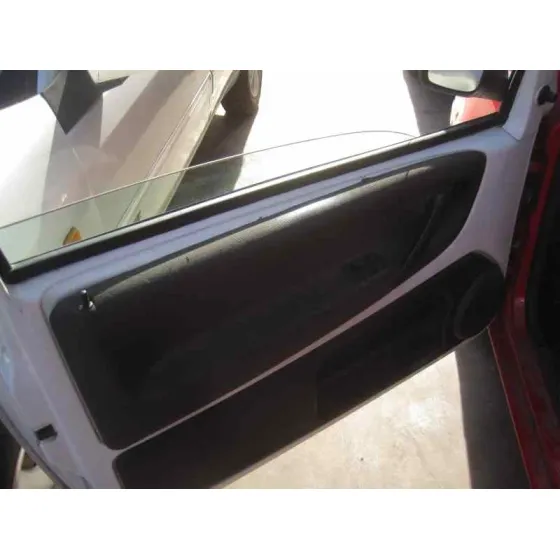 VOLKSWAGEN LUPO (6X1/6E1) '2005 ADVANCE ROJO