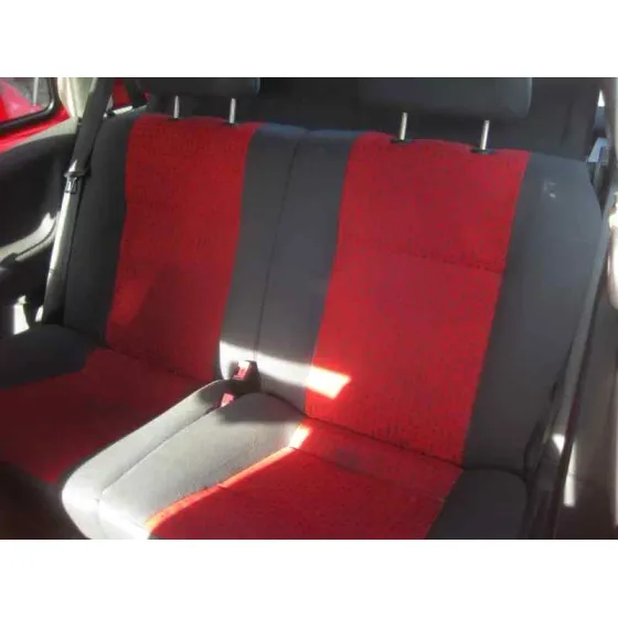 VOLKSWAGEN LUPO (6X1/6E1) '2005 ADVANCE ROJO
