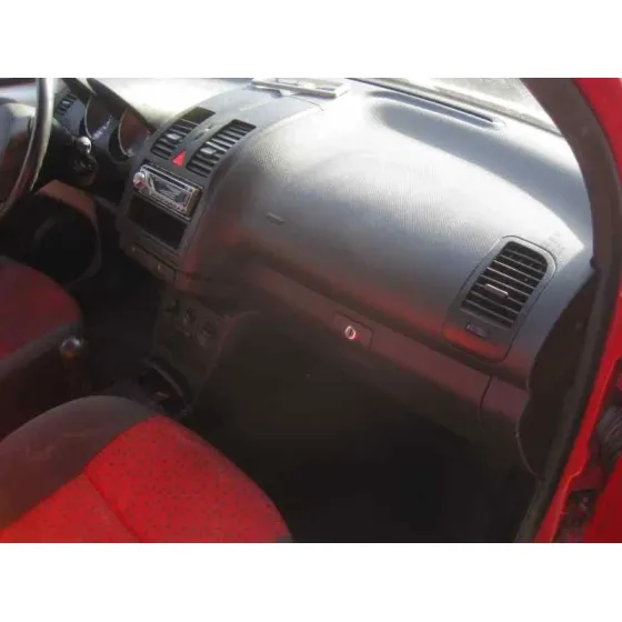 VOLKSWAGEN LUPO (6X1/6E1) '2005 ADVANCE ROJO