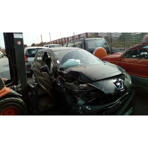PEUGEOT 207 '2009 1.4 NEGRO