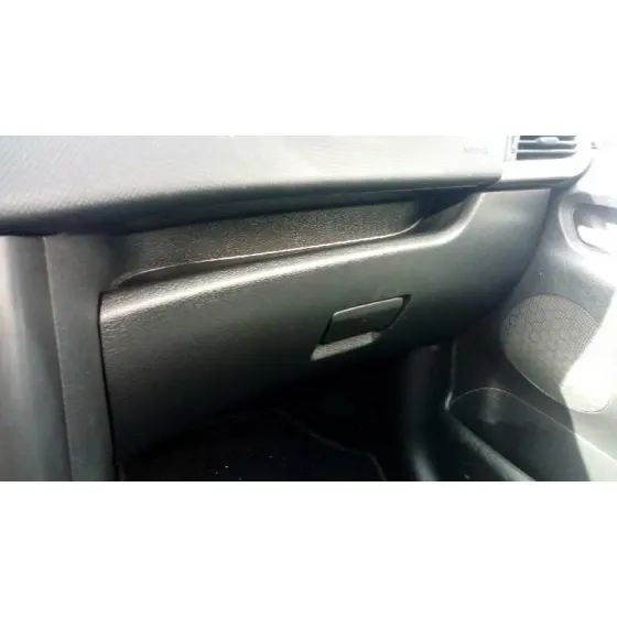 PEUGEOT 207 '2009 1.4 NEGRO