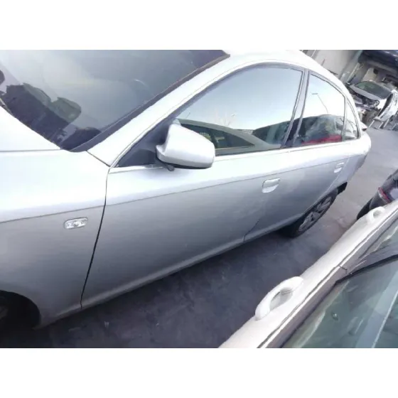 AUDI A6 BERLINA (4F2) '2005 2.7 TDI GRIS