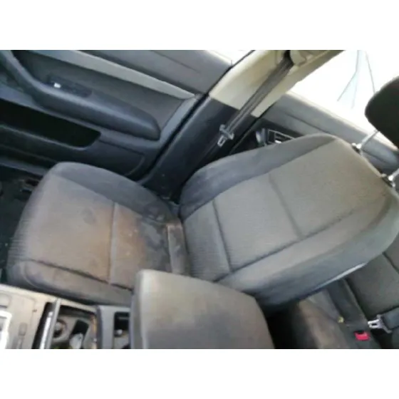 AUDI A6 BERLINA (4F2) '2005 2.7 TDI GRIS