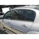 RENAULT MEGANE II CLASSIC BERLINA RENAULT MEGANE II CLASSIC BERLINA '2004 CONFORT AUTHENTIQUE GRIS 2003