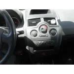 RENAULT MEGANE II CLASSIC BERLINA RENAULT MEGANE II CLASSIC BERLINA '2004 CONFORT AUTHENTIQUE GRIS 2003