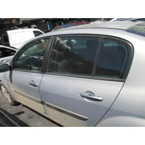 RENAULT MEGANE II CLASSIC BERLINA '2004 CONFORT AUTHENTIQUE GRIS