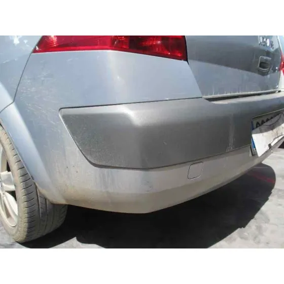 RENAULT MEGANE II CLASSIC BERLINA '2004 CONFORT AUTHENTIQUE GRIS
