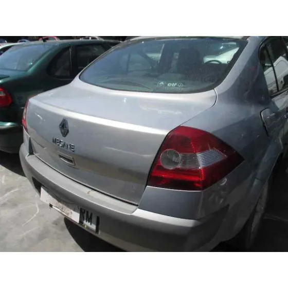 RENAULT MEGANE II CLASSIC BERLINA '2004 CONFORT AUTHENTIQUE GRIS