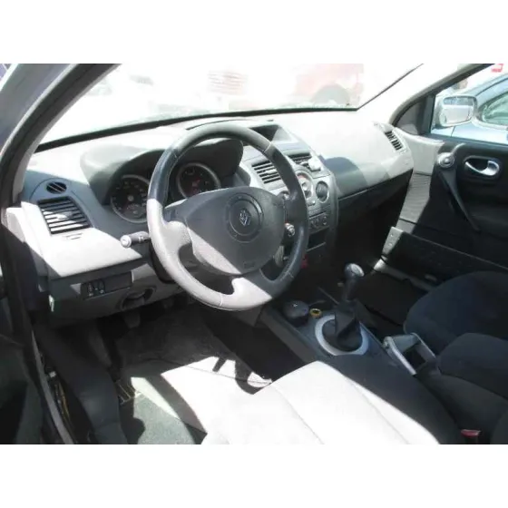 RENAULT MEGANE II CLASSIC BERLINA '2004 CONFORT AUTHENTIQUE GRIS