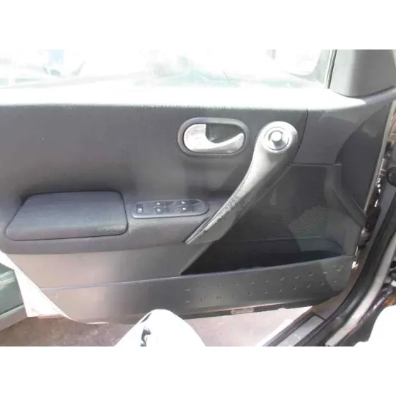 RENAULT MEGANE II CLASSIC BERLINA '2004 CONFORT AUTHENTIQUE GRIS