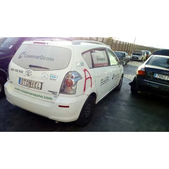 TOYOTA COROLLA VERSO (R1) '2005 2.0 D-4D LUNA BLANCO