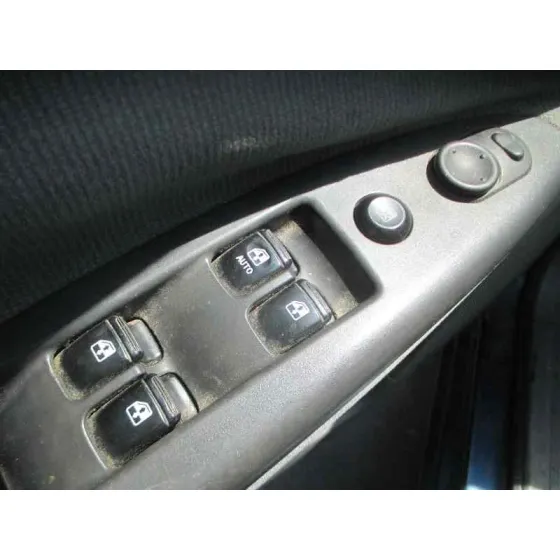 DAEWOO NUBIRA BERLINA '2000 CLASSIC SE AZUL