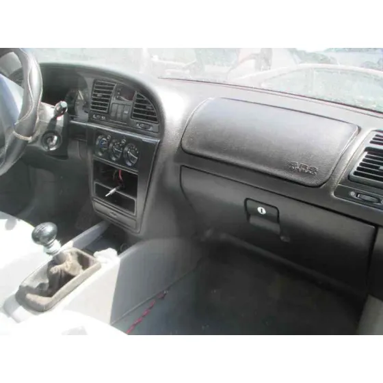 DAEWOO NUBIRA BERLINA '2000 CLASSIC SE AZUL