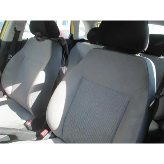 SEAT IBIZA (6L1) '2003 COOL AMARILLO