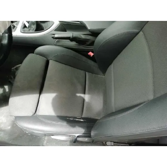 BMW SERIE 1 BERLINA (E81/E87) '2011 116D AZUL