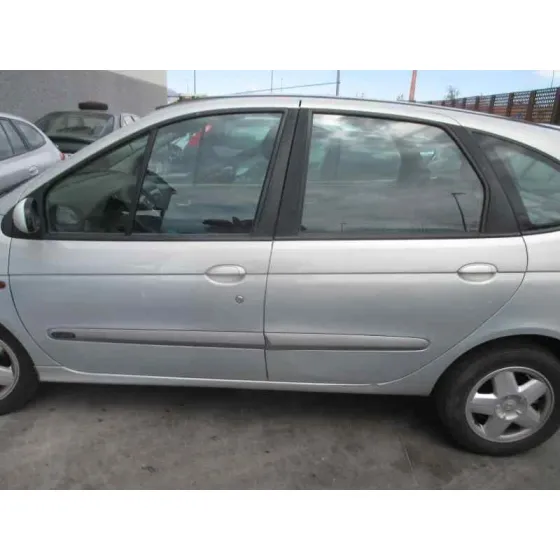 RENAULT SCENIC (JA..) '2003 1.6 16V DYNAMIQUE (JA0B/11) GRIS CLARO