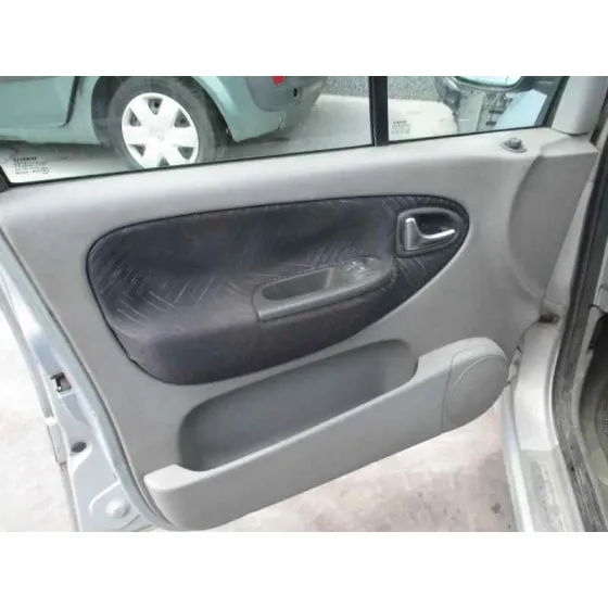 RENAULT SCENIC (JA..) '2003 1.6 16V DYNAMIQUE (JA0B/11) GRIS CLARO