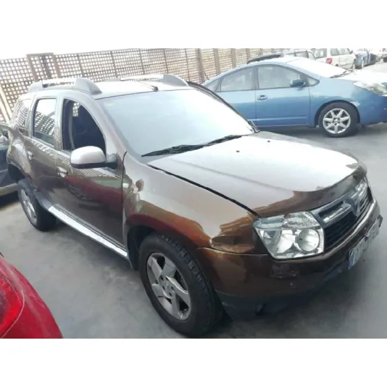 DACIA DUSTER '2011 AMBIANCE 4X2 MARRON METALIZADO