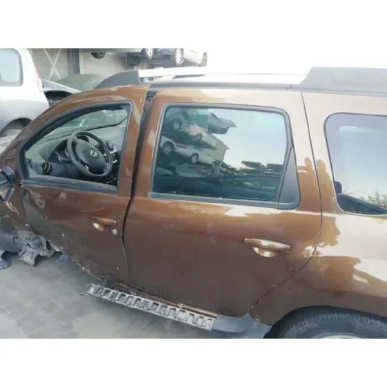 DACIA DUSTER '2011 AMBIANCE 4X2 MARRON METALIZADO