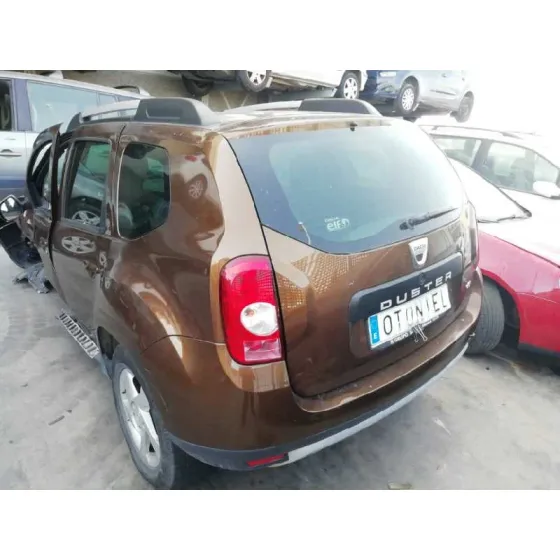 DACIA DUSTER '2011 AMBIANCE 4X2 MARRON METALIZADO