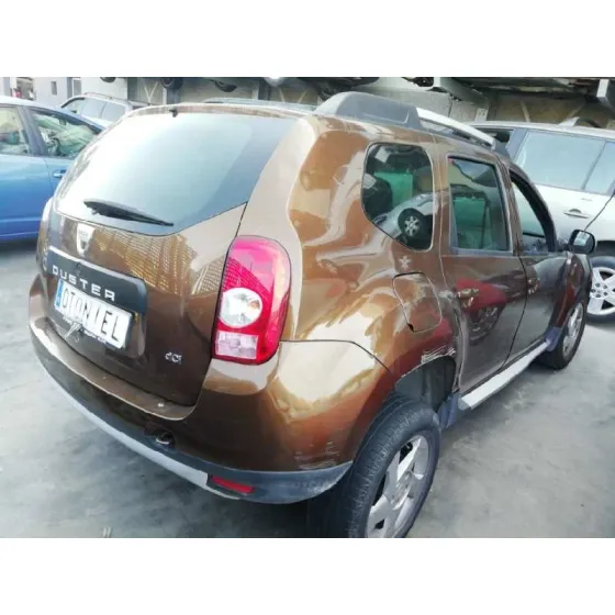 DACIA DUSTER '2011 AMBIANCE 4X2 MARRON METALIZADO