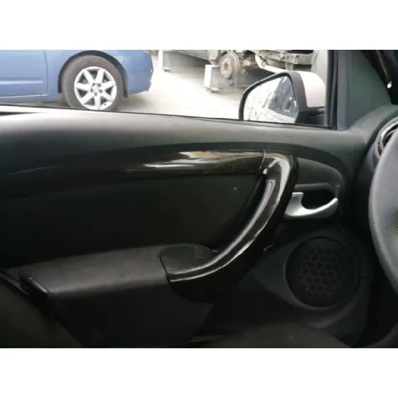 DACIA DUSTER '2011 AMBIANCE 4X2 MARRON METALIZADO