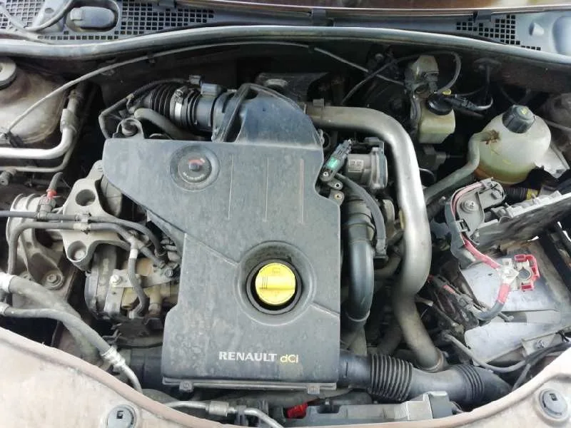 DACIA DUSTER '2011 AMBIANCE 4X2 MARRON METALIZADO