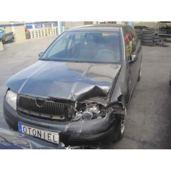 SKODA FABIA (6Y2/6Y3) '2007 1.2 12V GRIS