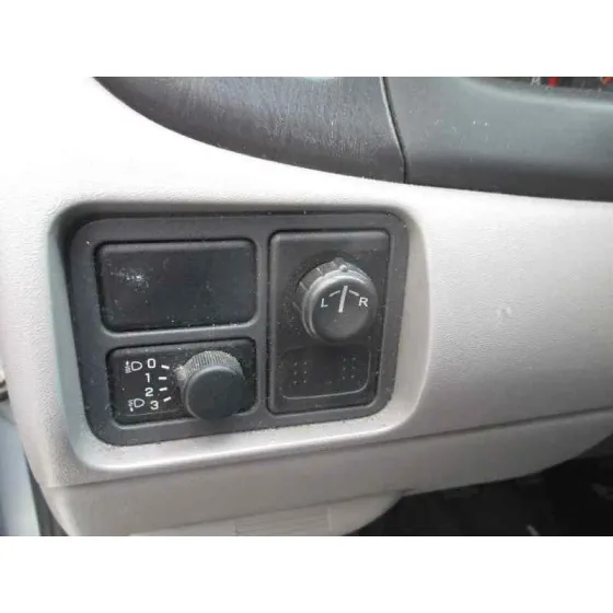 NISSAN ALMERA (N16/E) '2002 AMBIENCE PLATA
